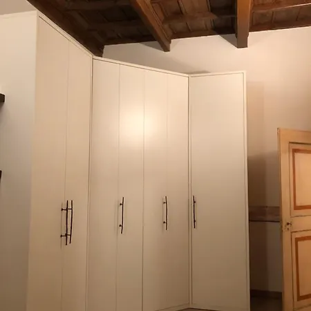 Via Zannetti Διαμέρισμα *