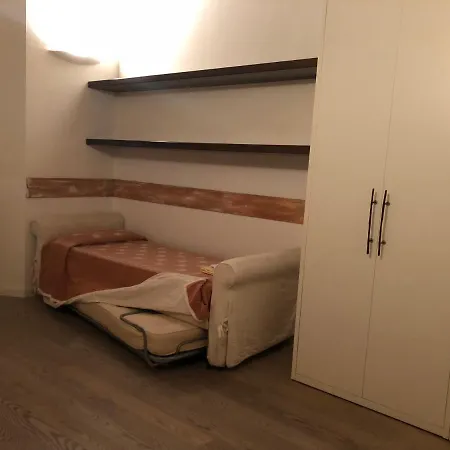 Via Zannetti *